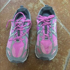 Altra lone peak 3.5 purple and grey trail running/hiking shoe